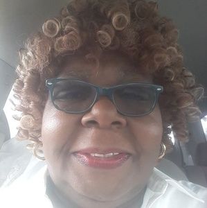 Meet your Posher, Vera